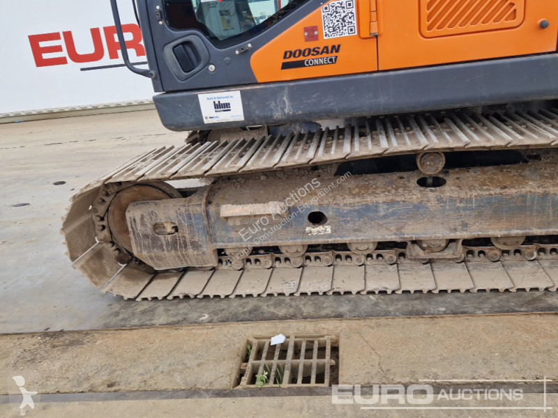 Escavadora Doosan -7