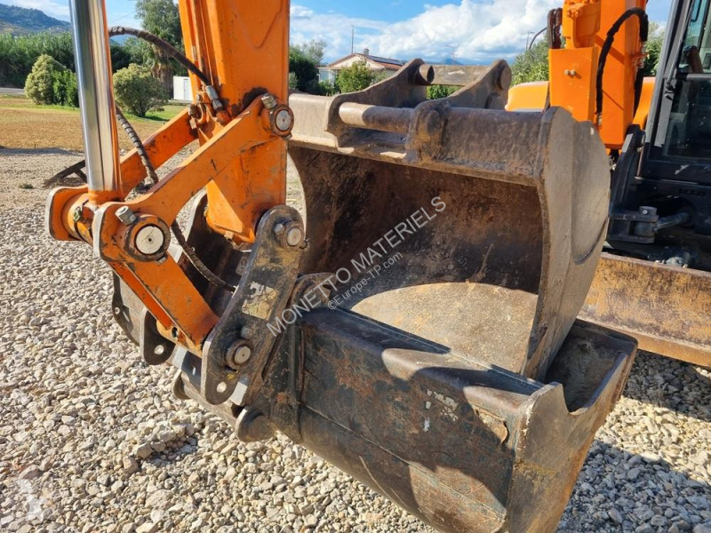 Escavadora Doosan  DX85