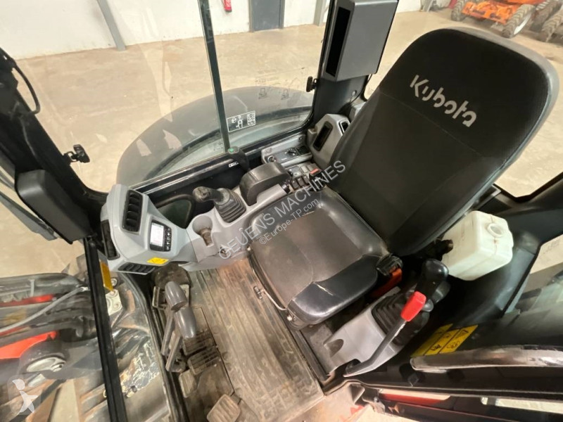Excavadora Kubota 55-4