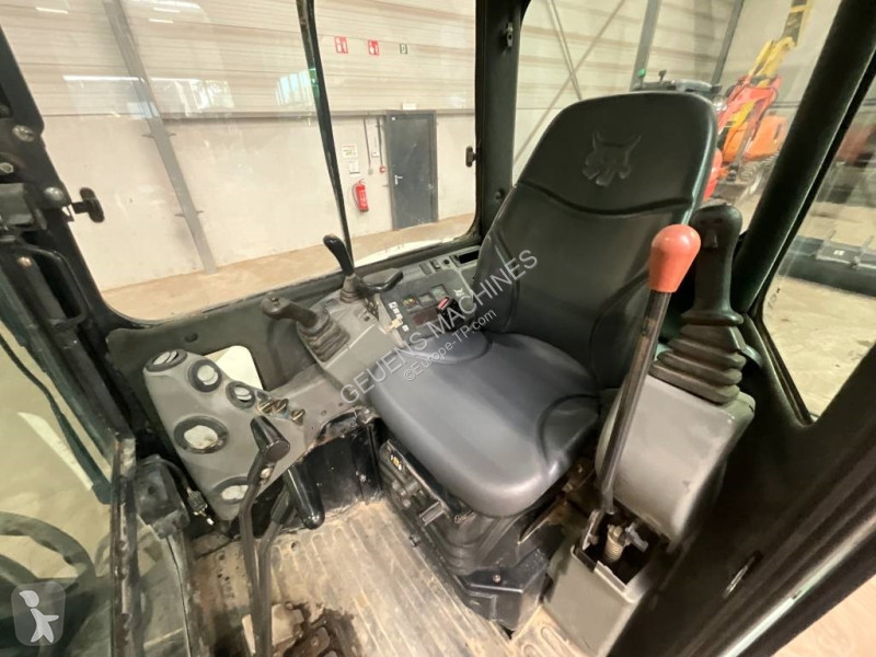 Escavadora Bobcat E 50 EM