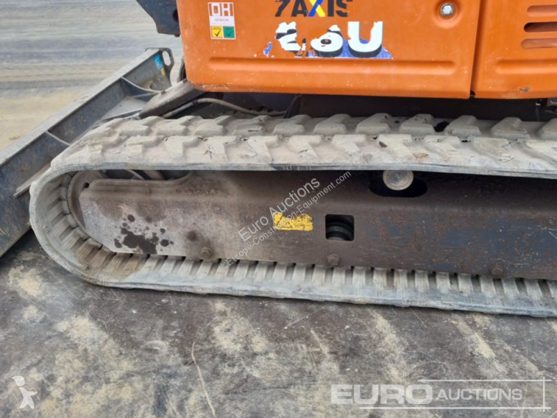Excavadora Hitachi ZX26U-5A CLR