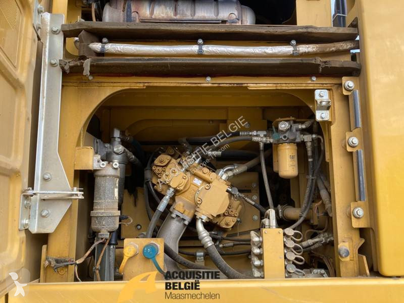 Graafmachine Caterpillar 330F Long Reach