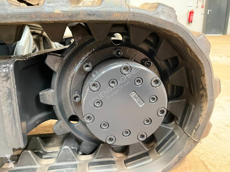جرافة Kubota U 10-5 UNUSED