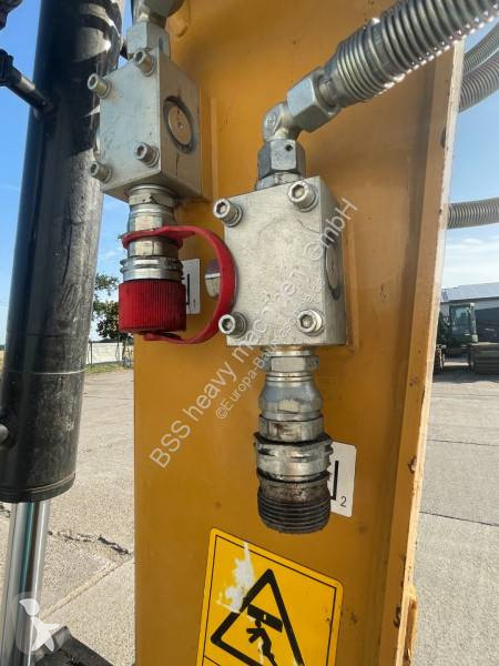 Escavadora Sany SY50U
