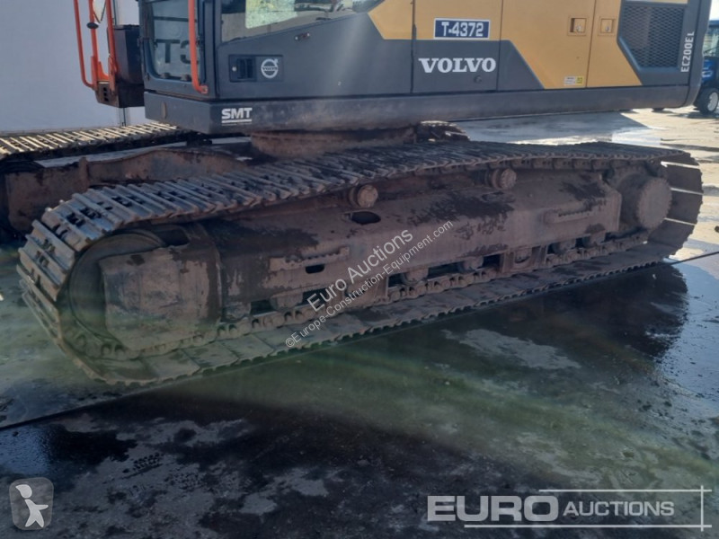 Excavator Volvo EC200EL
