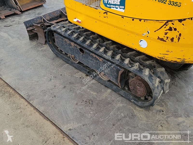 Lopatový nakládač JCB