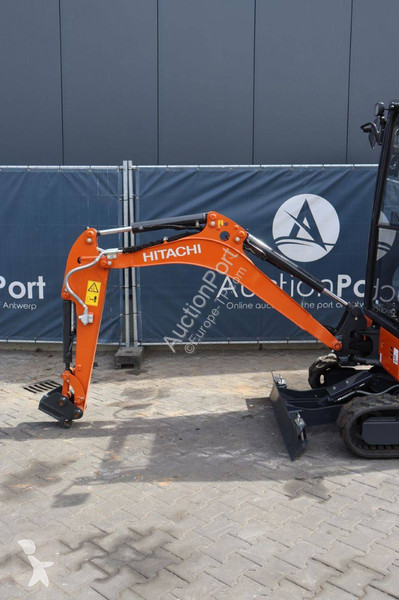 Excavator Hitachi ZX19-6 CR