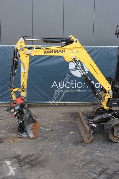 Escavatore Yanmar VIO23-6