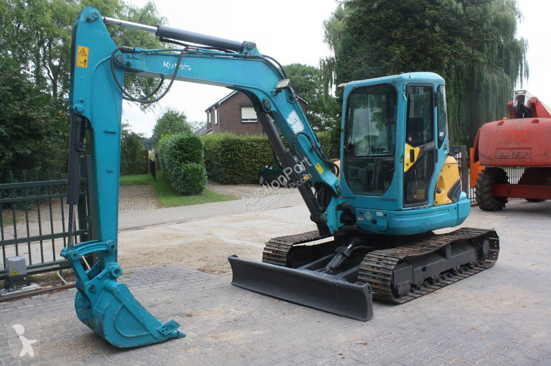 Escavatore Kubota SZ