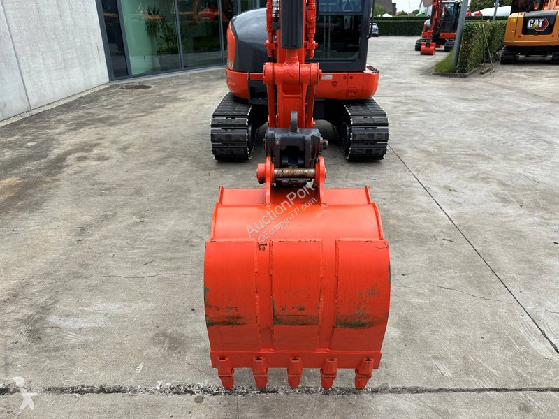 Escavatore Kubota KX155-5