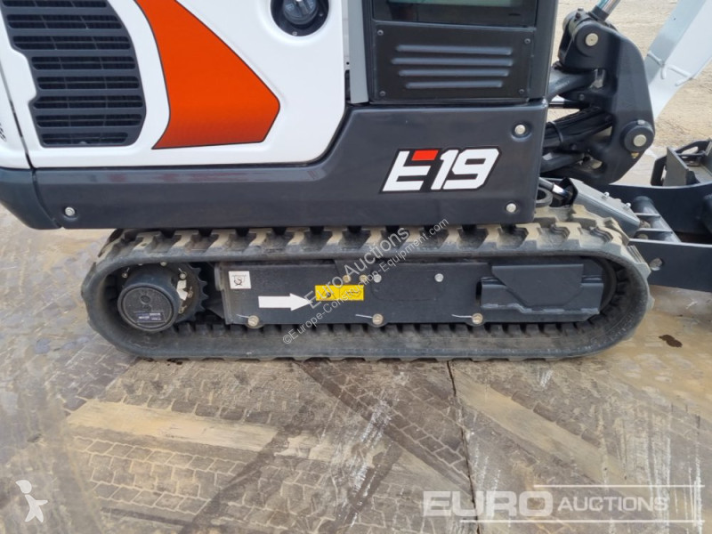 Lopatový nakládač Bobcat E19