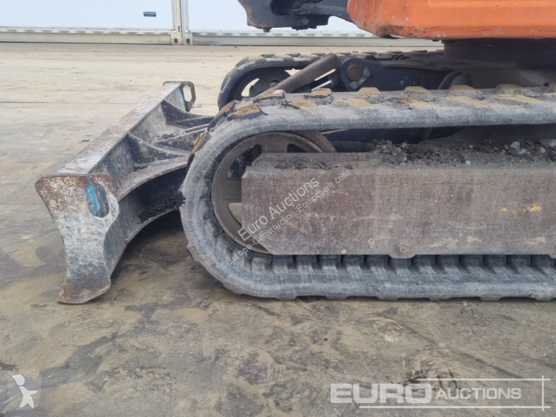 Excavadora Hitachi ZX26U-5A CLR