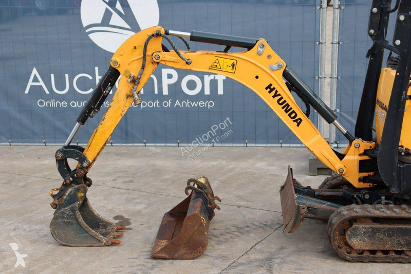 Excavator Hyundai HX10A