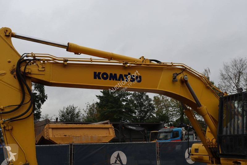جرافة Komatsu PC290LCD-10