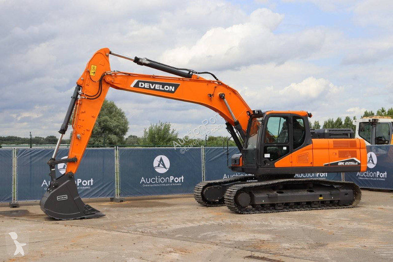 Graafmachine  DX225LC-7M