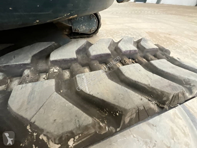 Escavadora Hyundai Robex 30 Z-9 AK
