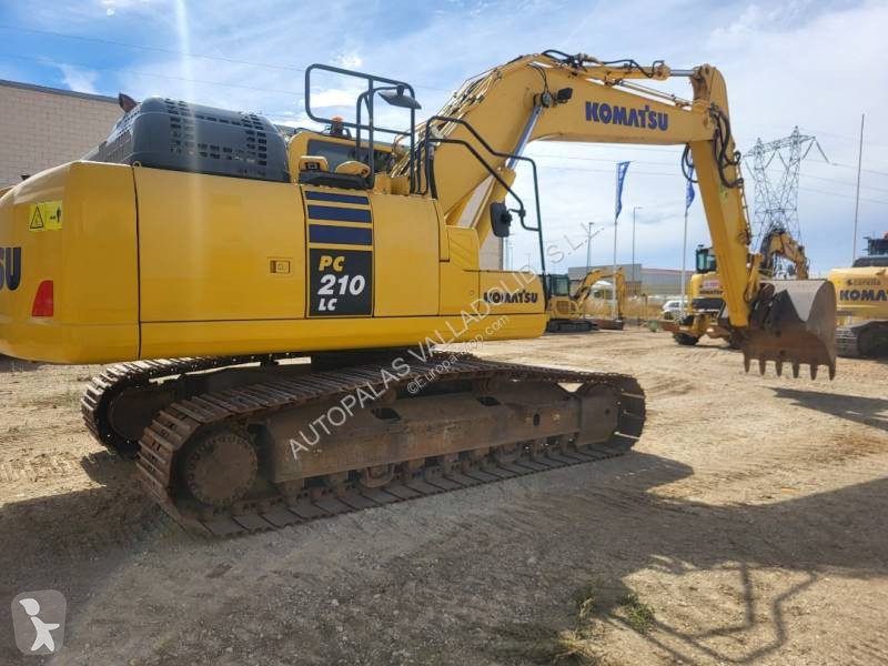 Excavator Komatsu PC210LC-11