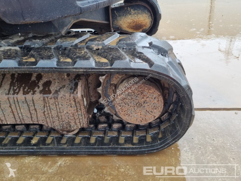 Lopatový nakládač Kubota U48-4