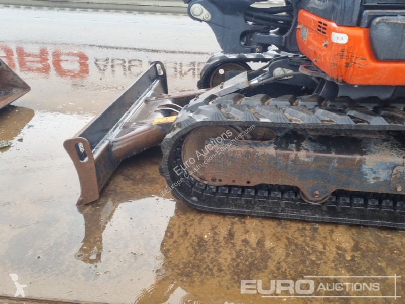 Lopatový nakládač Kubota KX027-4