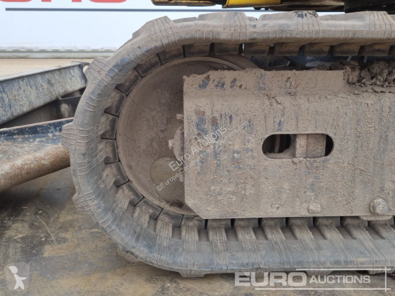 جرافة Komatsu PC26MR-3