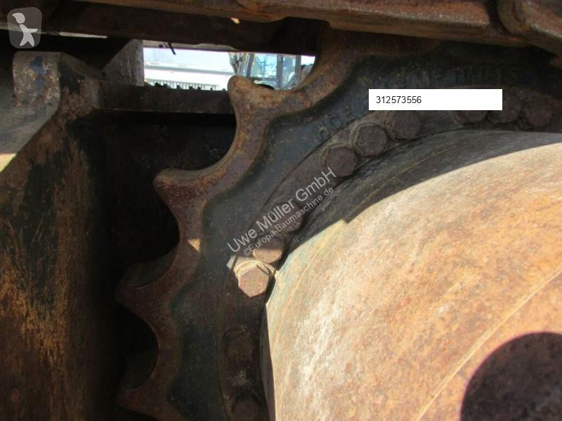 Graafmachine Hyundai Kettenbagger / 66.000 EUR...