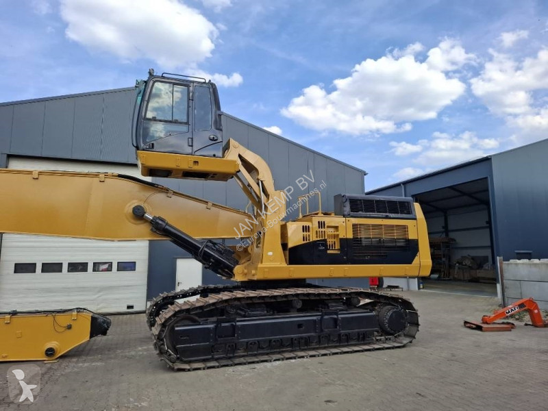 Lopatový nakládač Caterpillar 374 D L