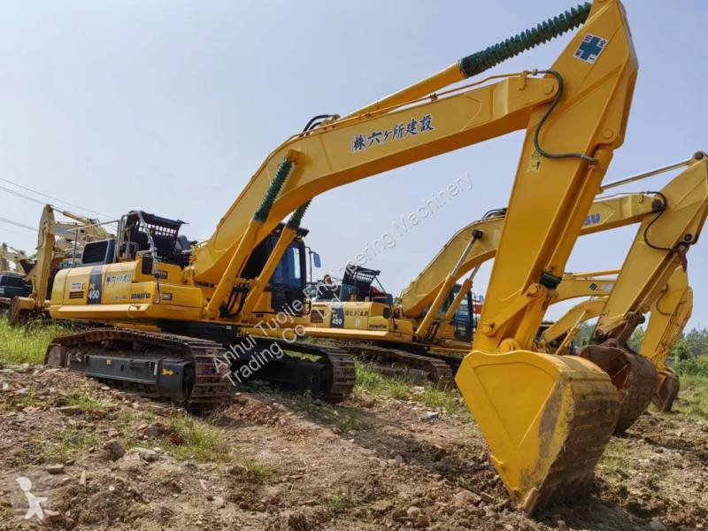 جرافة Komatsu