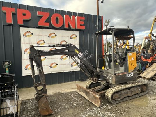 Rýpadlo Volvo ecr25d à 22 500 € ht