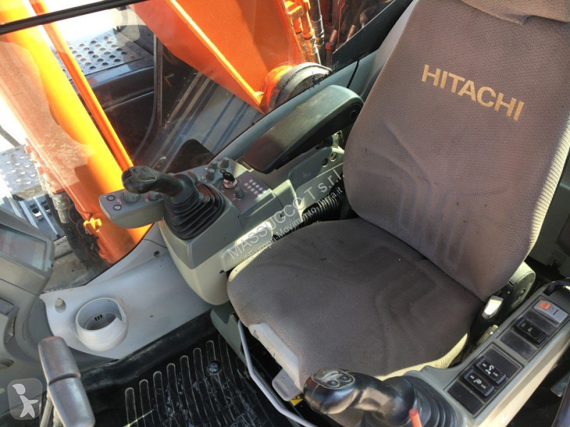 Экскаватор Hitachi 5B