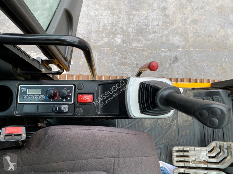 Rýpadlo JCB JZ141