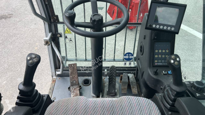 Rýpadlo Terex