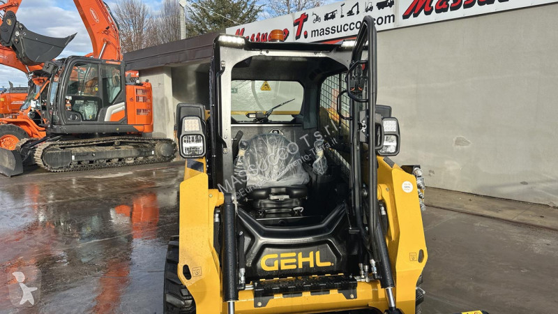 Escavatore Gehl V210 HF