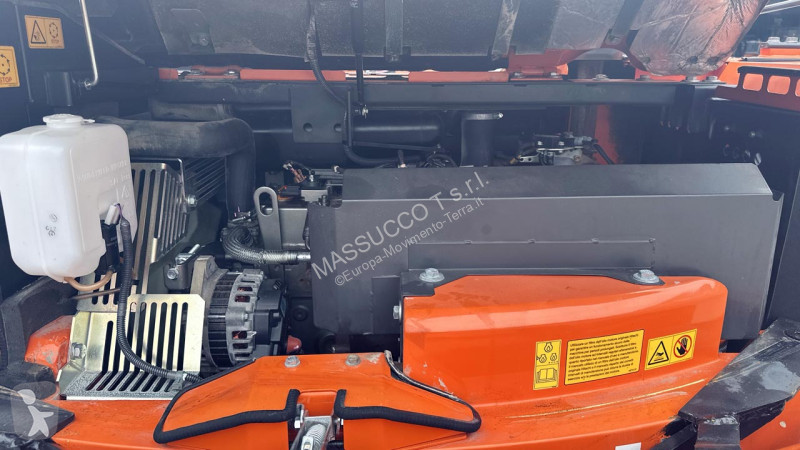 Escavatore Hitachi 6 SLF