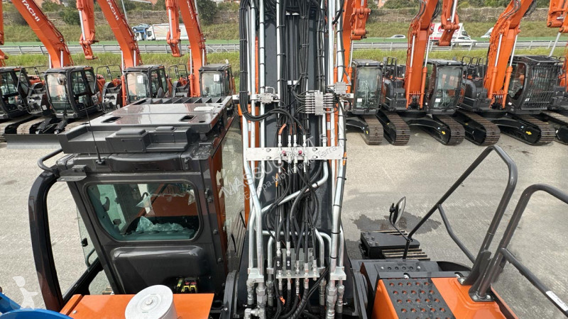 Rýpadlo Hitachi KMC380S-7