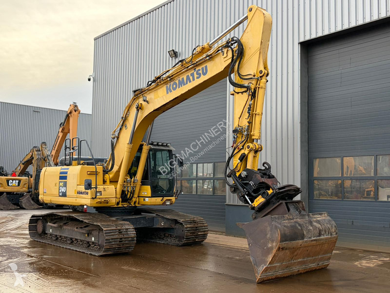 Skovl Komatsu Engcon and 3 x bucket
