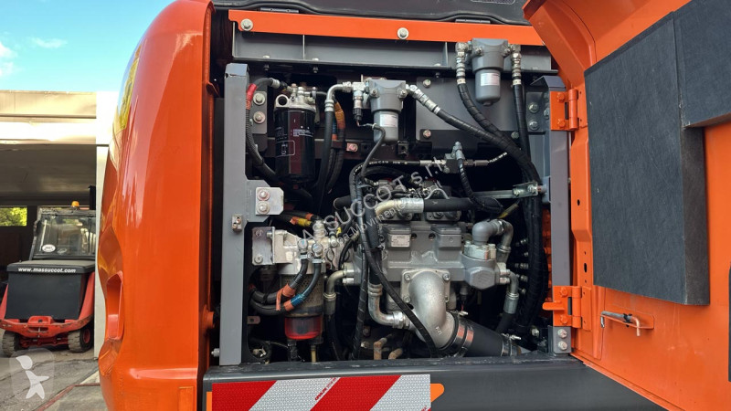 Rýpadlo Hitachi ZX190W-6