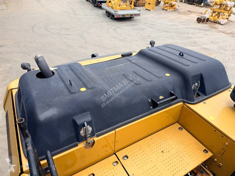 جرافة Caterpillar 320E