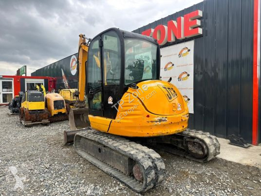 Lopatový nakládač JCB à 18 500 € ht