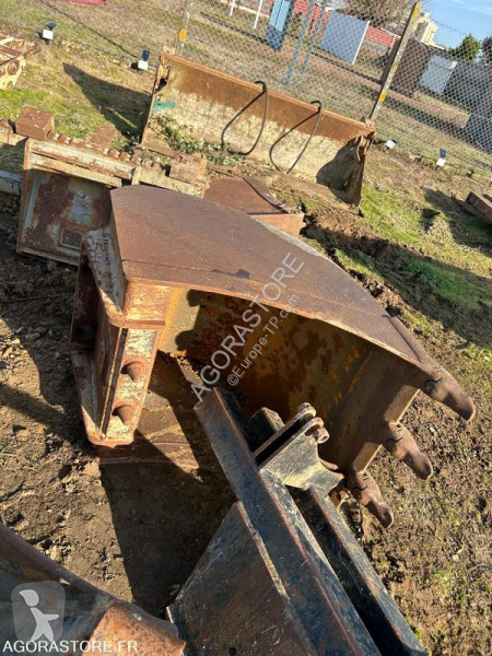 Pelle Mecalac 12 MXT
