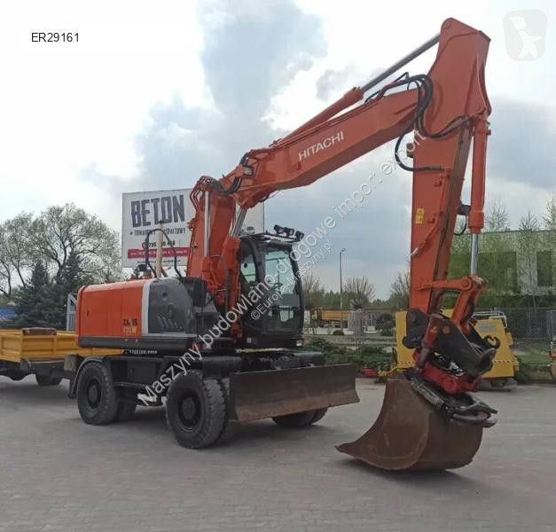 Экскаватор Hitachi