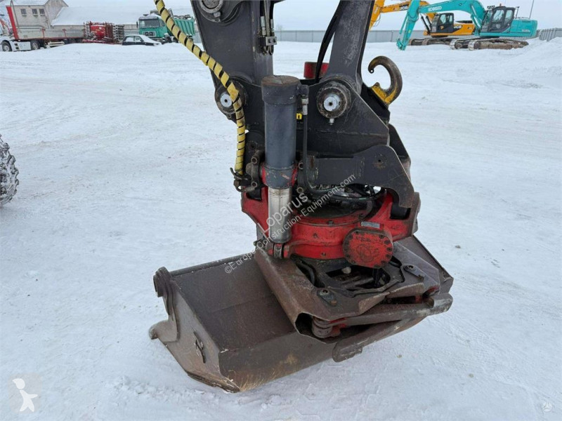Экскаватор Volvo ROTOTILT + GRAPPLE