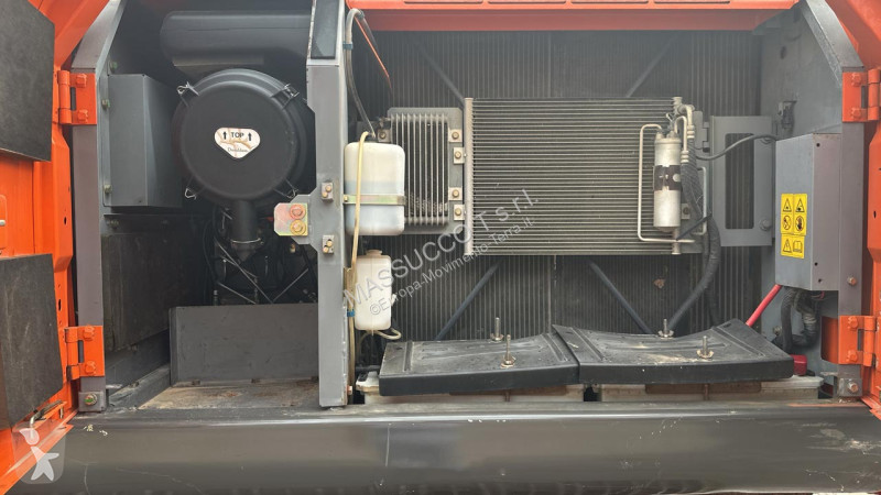 Escavatore Hitachi