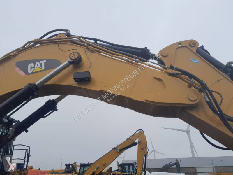 Rýpadlo Caterpillar 6015B