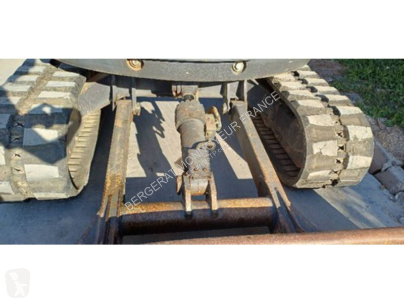 جرافة Volvo ECR58