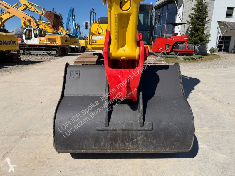 Lopatový nakládač Komatsu PC290LC-11E0