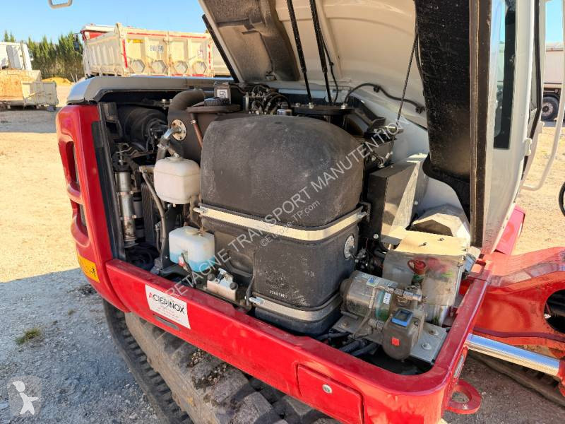 Rýpadlo Takeuchi TB370