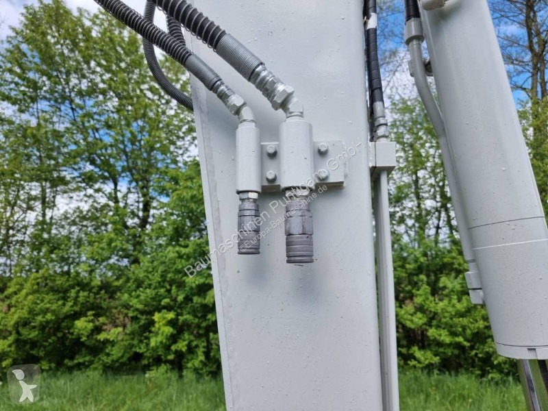 Lopatový nakládač Takeuchi 2902