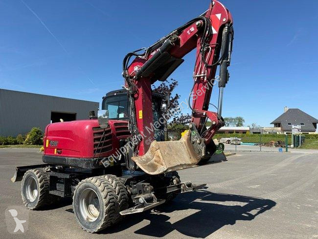جرافة Yanmar B 95 W