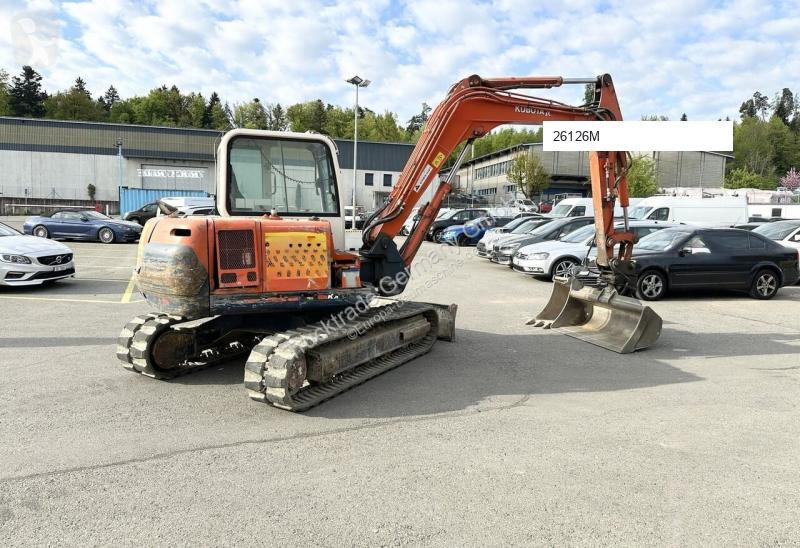 جرافة Kubota 1012