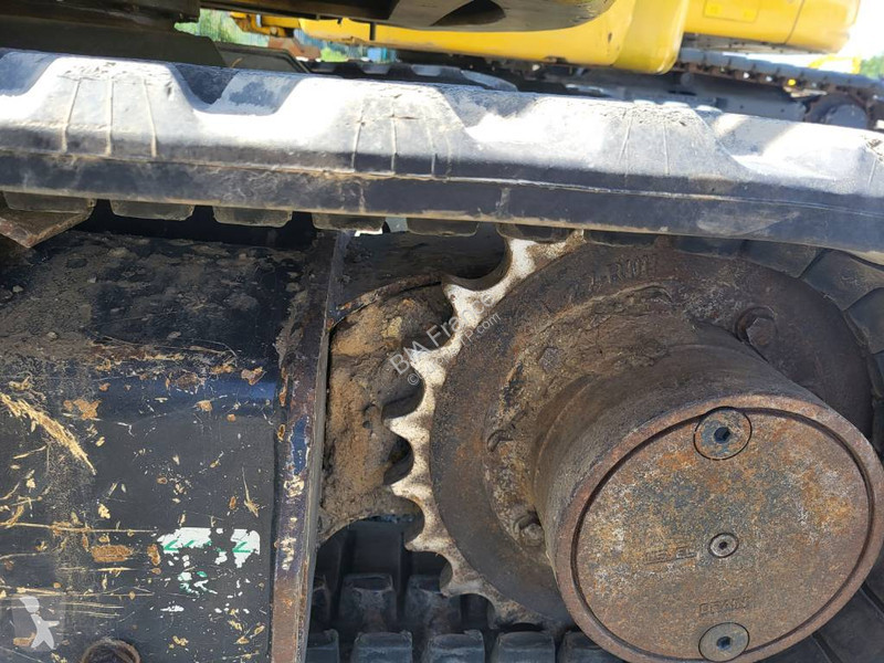 جرافة Komatsu